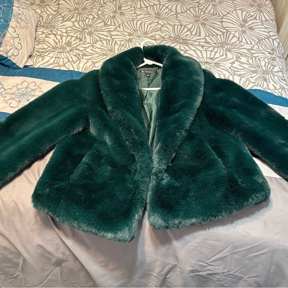 INC International Concepts Plush Emerald Green Faux Fur Jacket - Picture 3 of 3